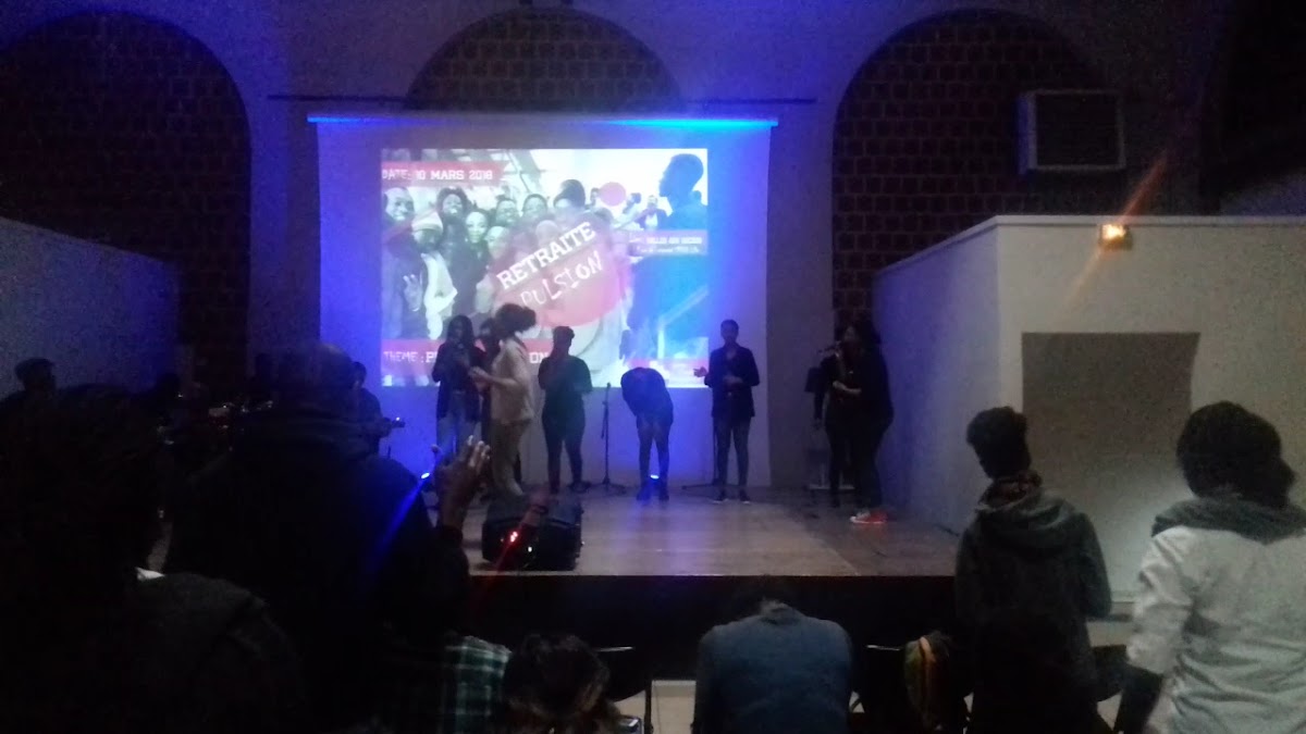 La Halle aux Sucres photo 3